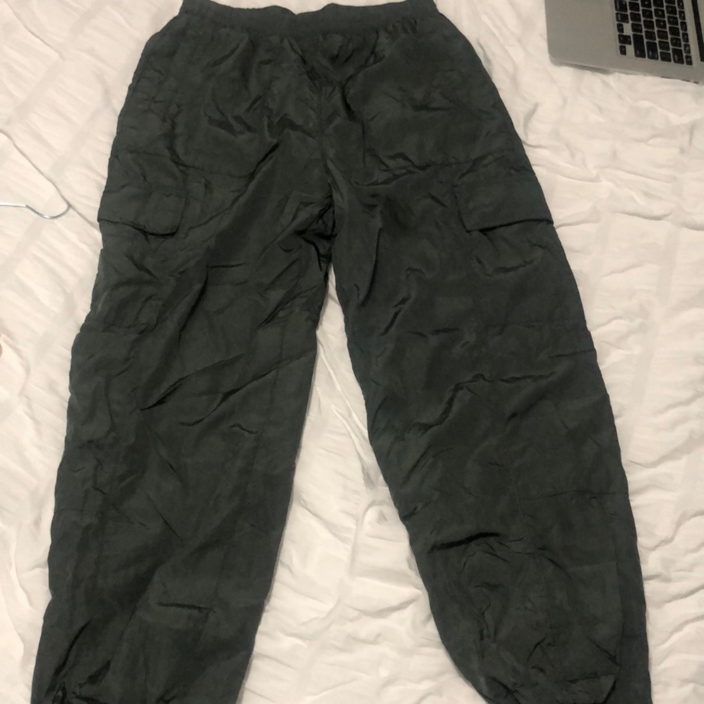 Army green cargo pants